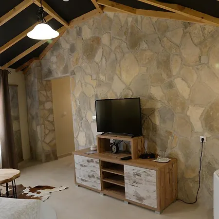 ستارا هرسجوفينا تريبينيي