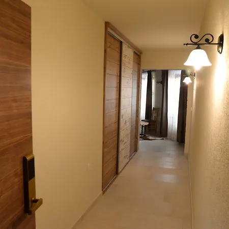 فندق مبيت وإفطار ستارا هرسجوفينا 5*