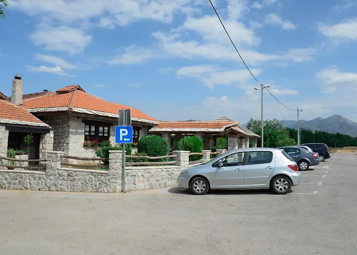 Stara Hercegovina Bed & Breakfast 5*
